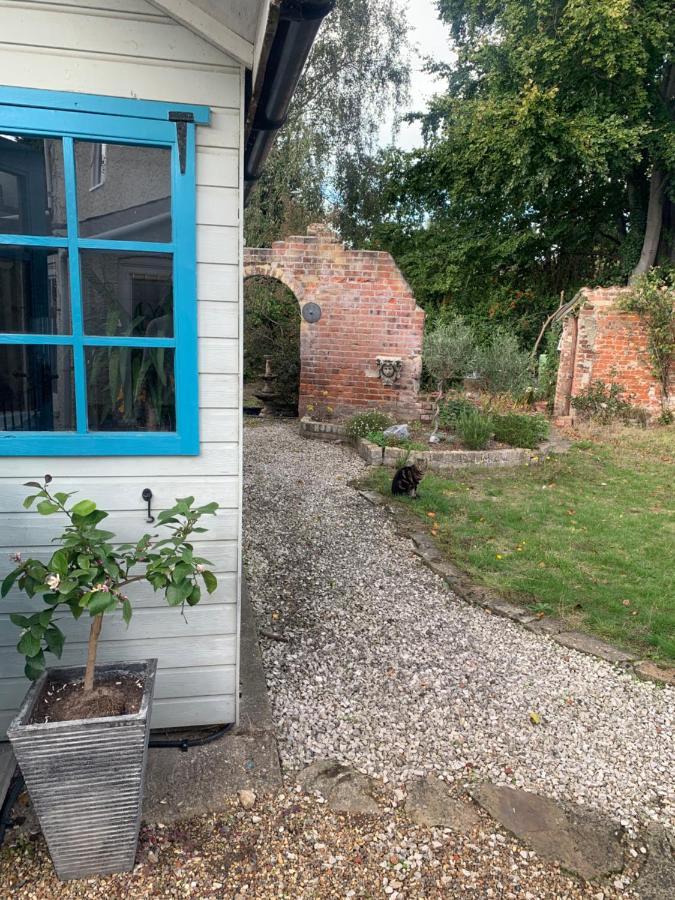 The Cabin Hotel Spixworth Exterior photo
